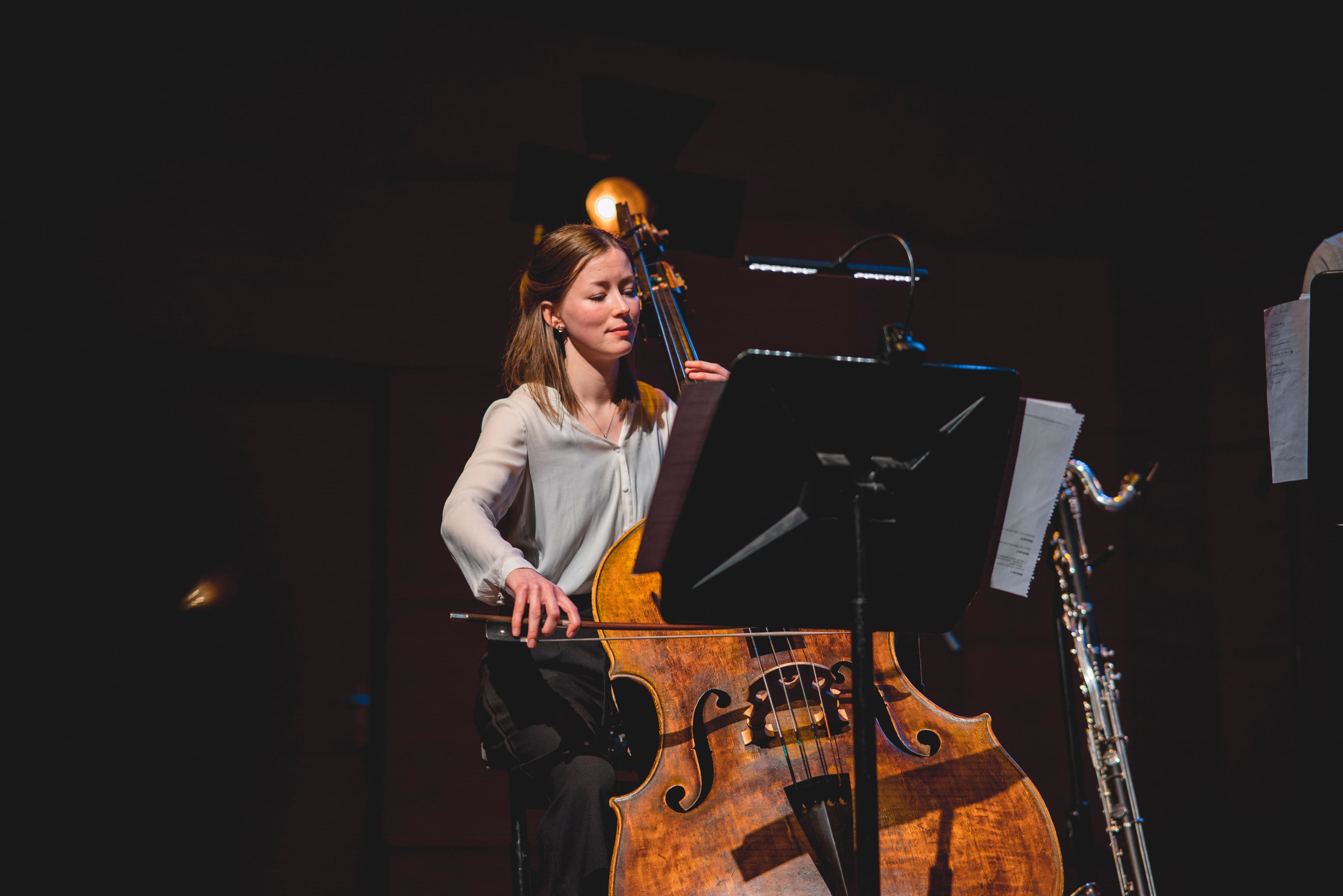 Double bassist Marianne Schofield